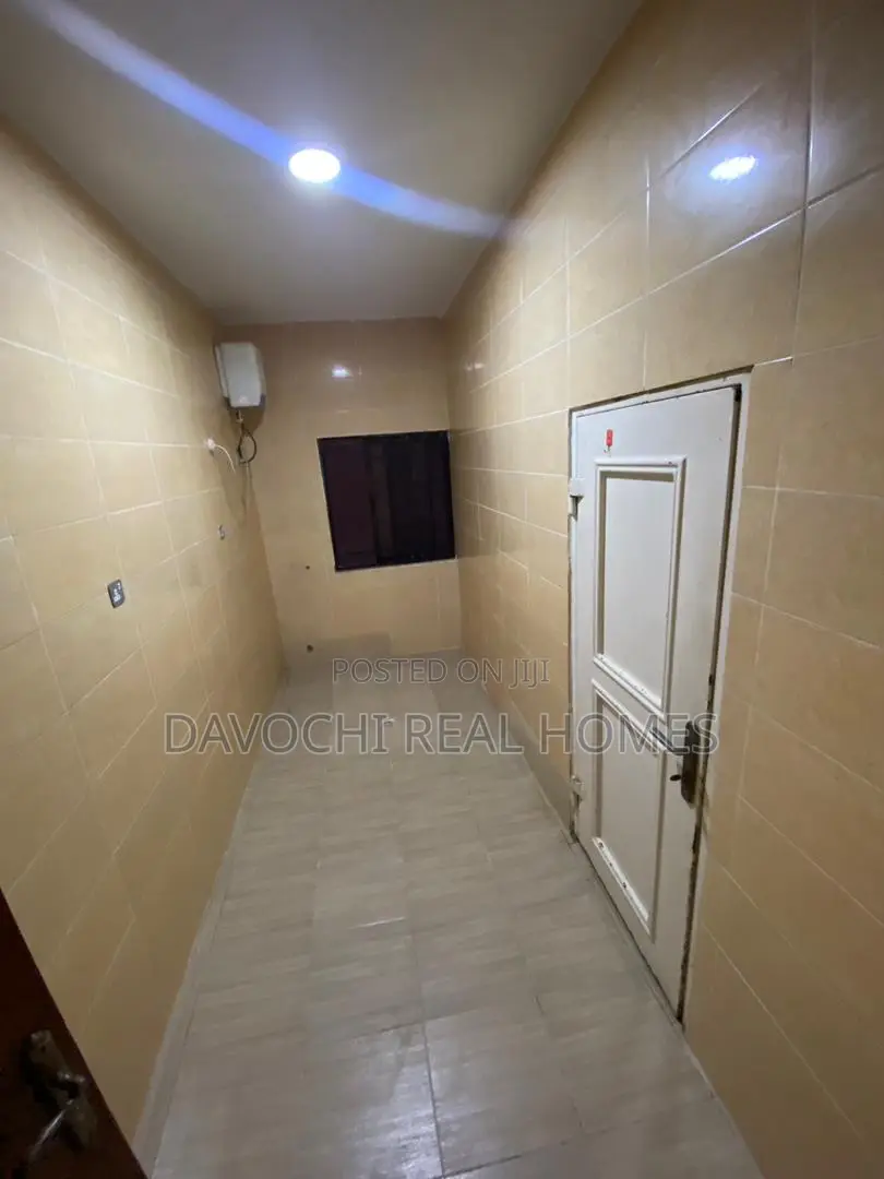 5bdrm Duplex in Ikota for rent in Ikota