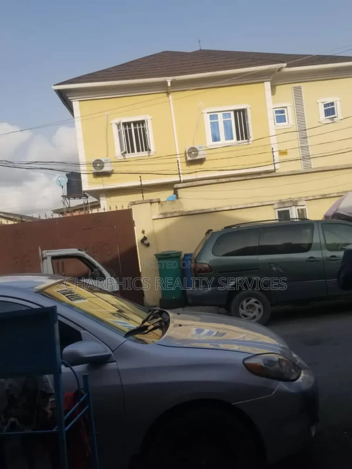 3bdrm Block of Flats in Surulere for sale in Surulere