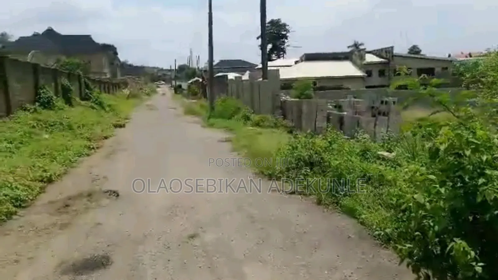 *Sales Oba Adesida, Iyaganku Gra*
*1500sqm Bare Land, in Ibadan