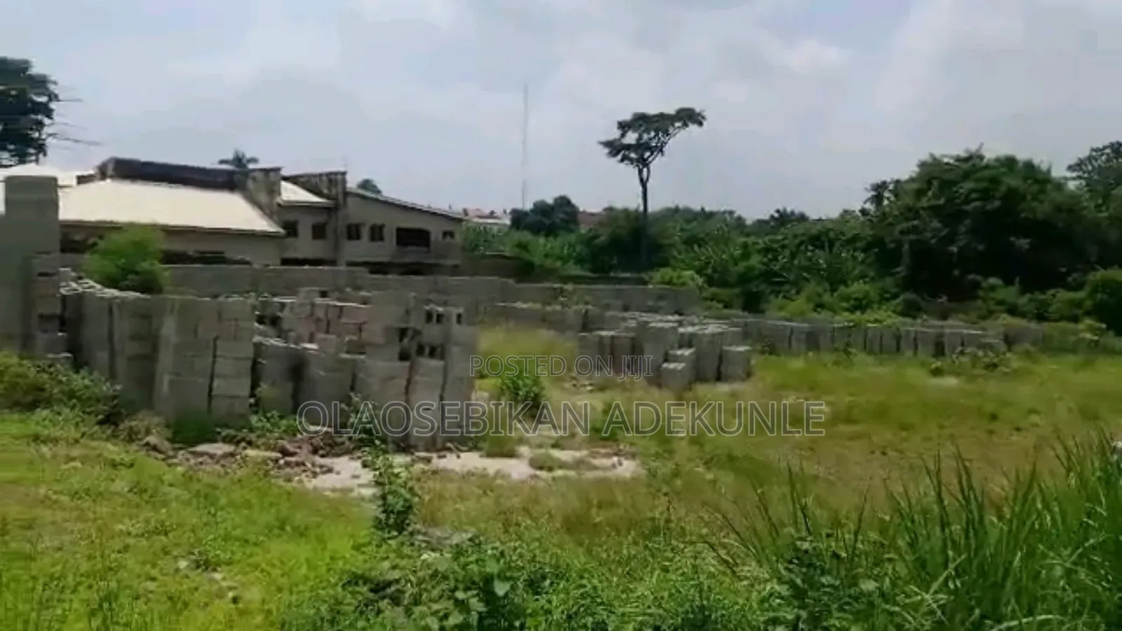 *Sales Oba Adesida, Iyaganku Gra*
*1500sqm Bare Land, in Ibadan