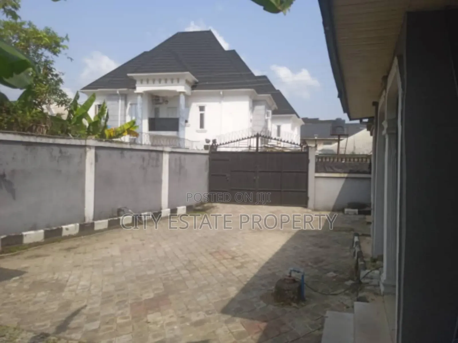 Furnished 4bdrm Bungalow in Favour Estate, Port-Harcourt for sale in Port-Harcourt