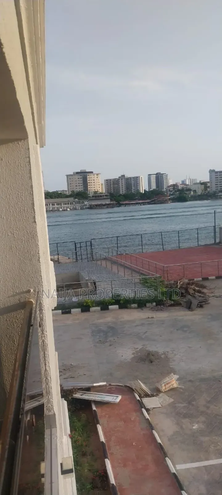 3bdrm Apartment in Off Awolowo Rd Ikoyi for sale in Ikoyi