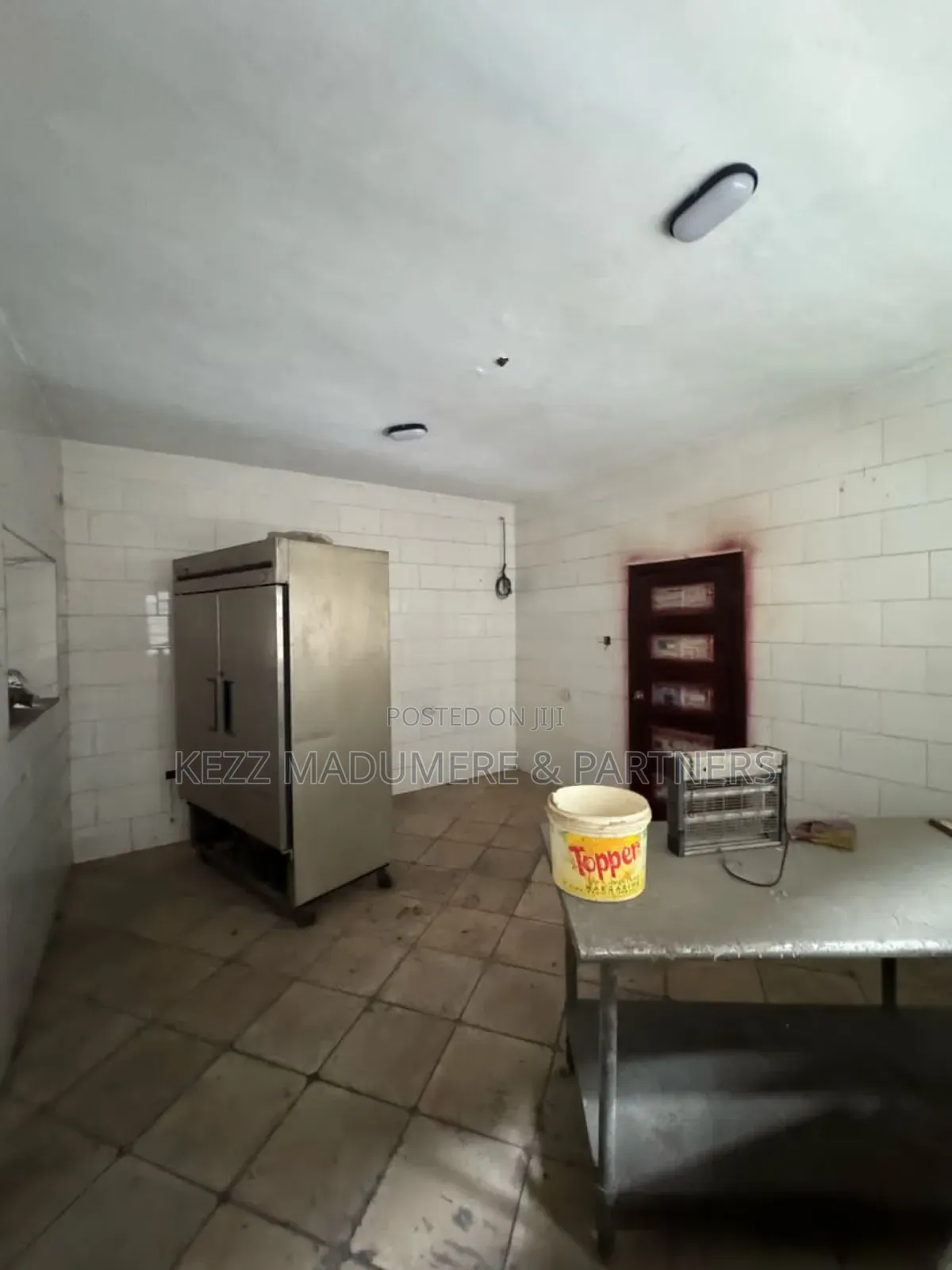 7bdrm Duplex in Suncity Estate , for sale in Enugu