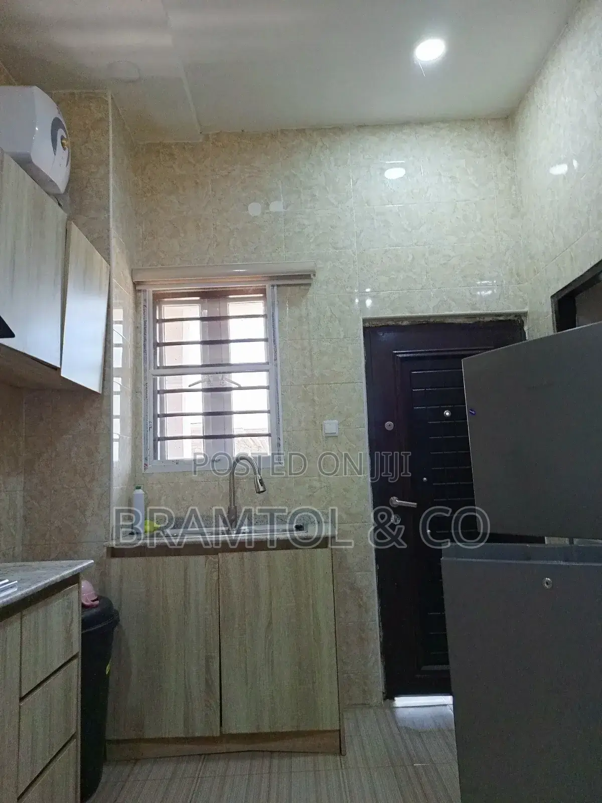 Furnished 3bdrm Block of Flats in Wuye for rent in Wuye