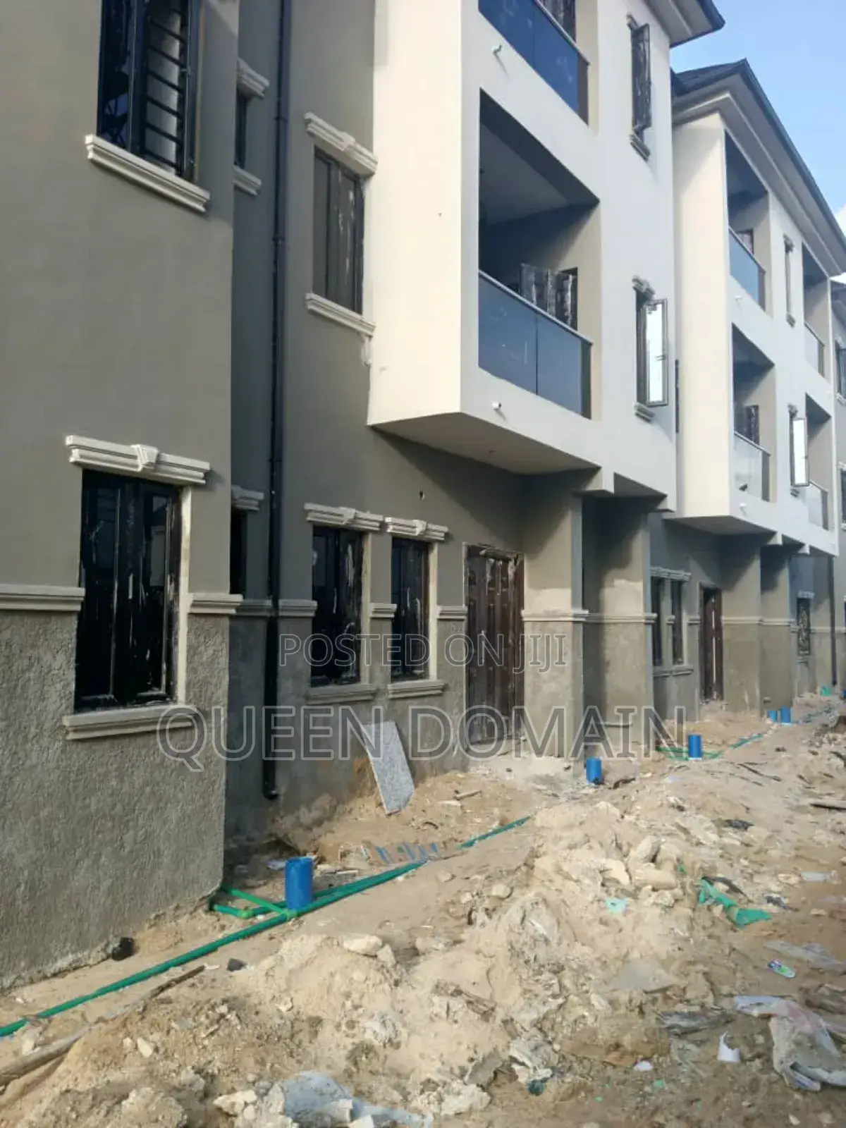 2bdrm Block of Flats in Miracle Avenue, Ajah for rent in Ajah