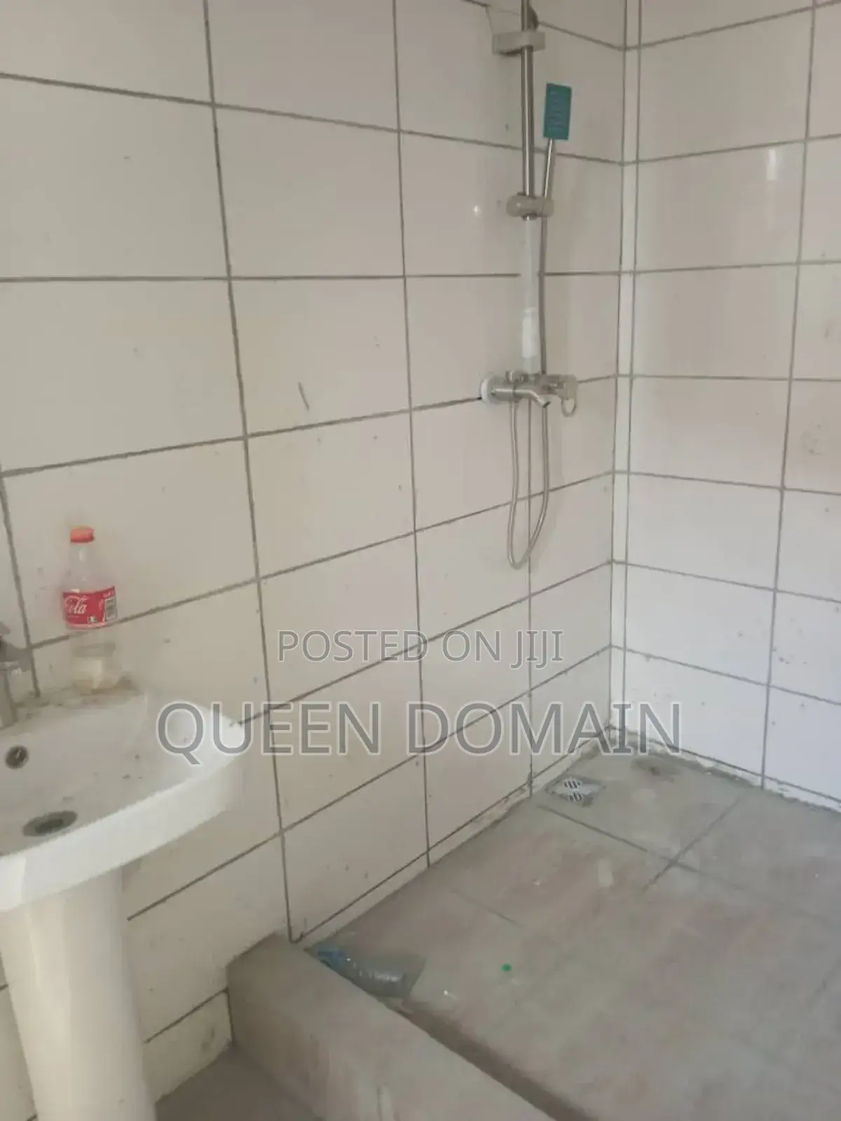 2bdrm Block of Flats in Miracle Avenue, Ajah for rent in Ajah