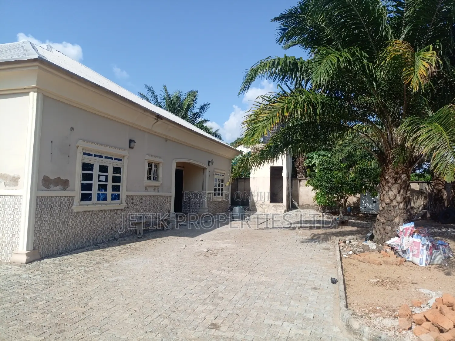 3bdrm Bungalow in Naka Road, Makurdi for sale in Makurdi