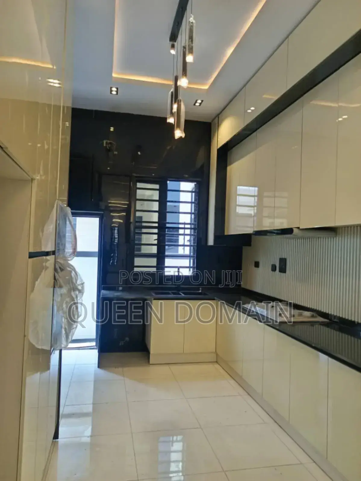 4bdrm Duplex in Elegunshi, Lekki for sale in Lekki