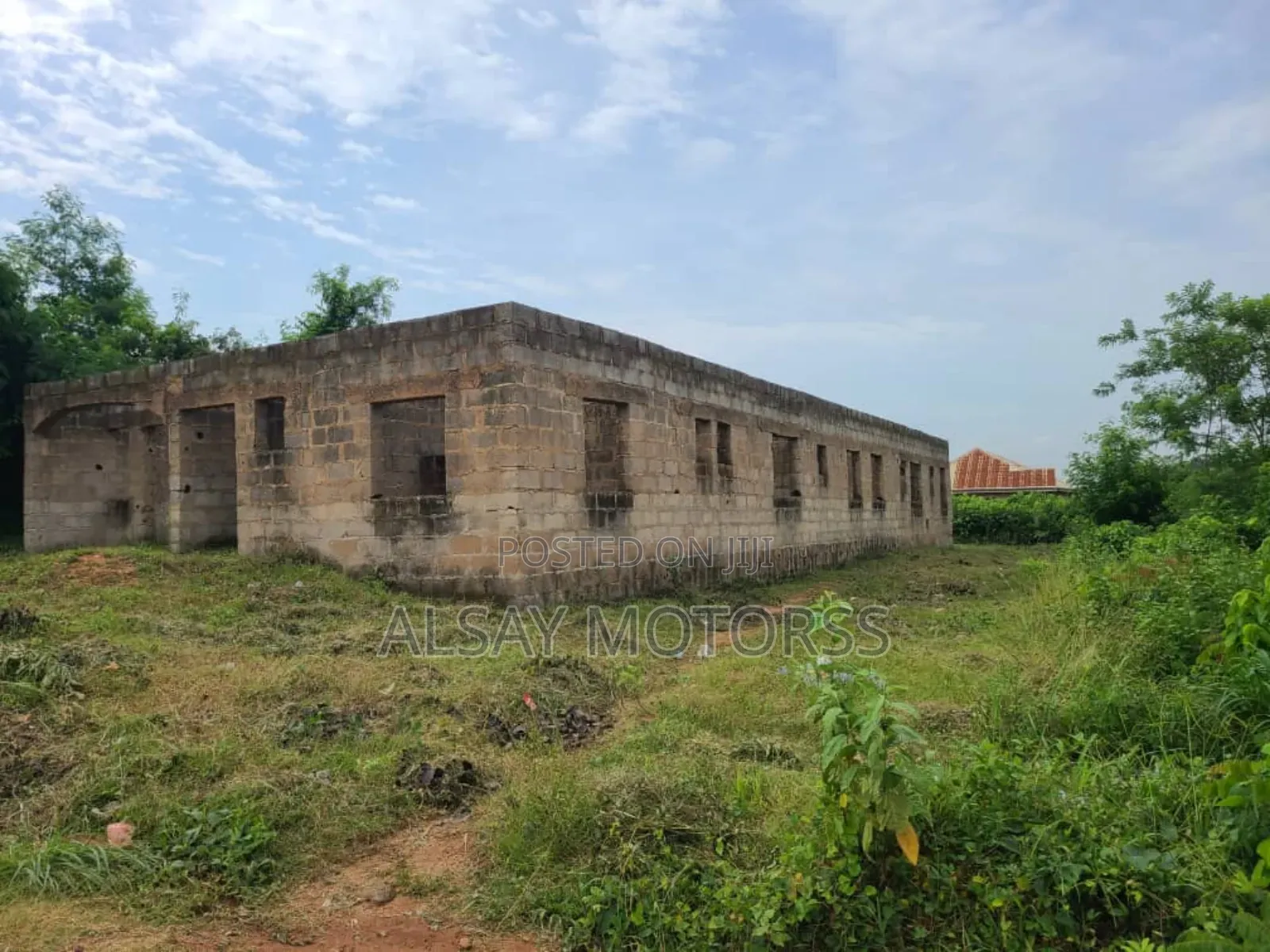 5bdrm Bungalow in Olounde, Ologuneru for sale in Ologuneru