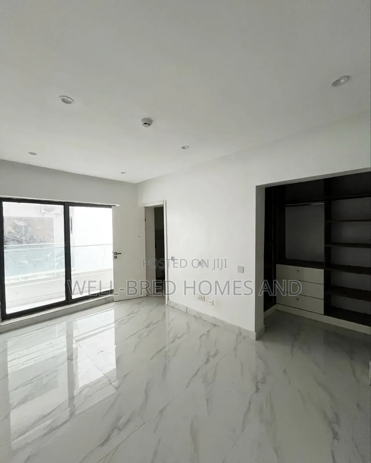 2bdrm Apartment in Lekki Right Hand for rent in Lekki