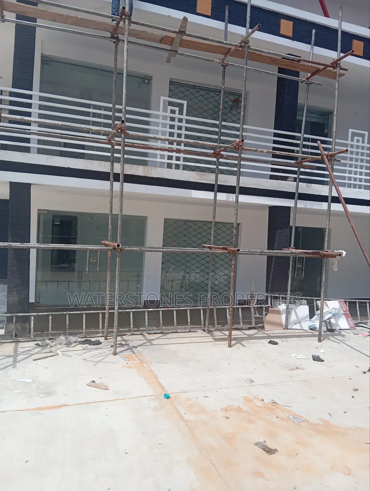 Office Space in Asaba in Oshimili South