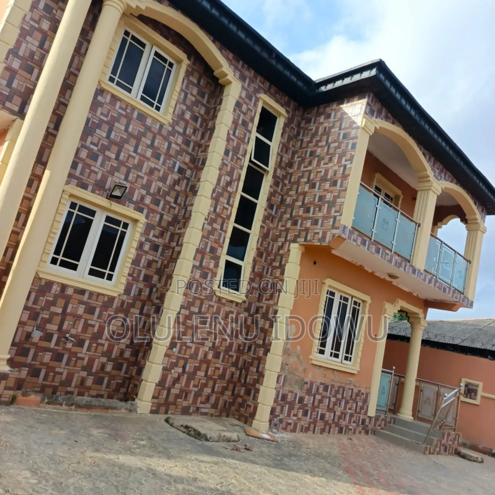 Furnished 4bdrm Duplex in Alimosho for sale in Alimosho