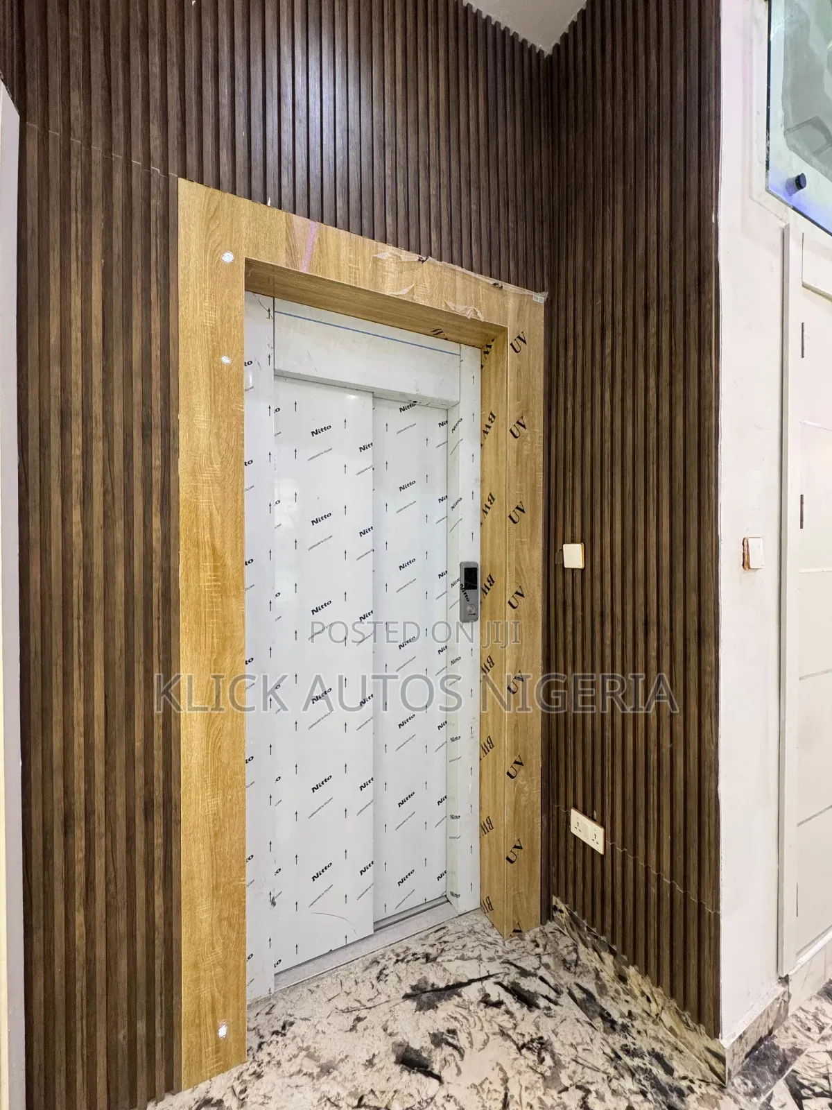 5bdrm Duplex in Ikota for sale in Ikota