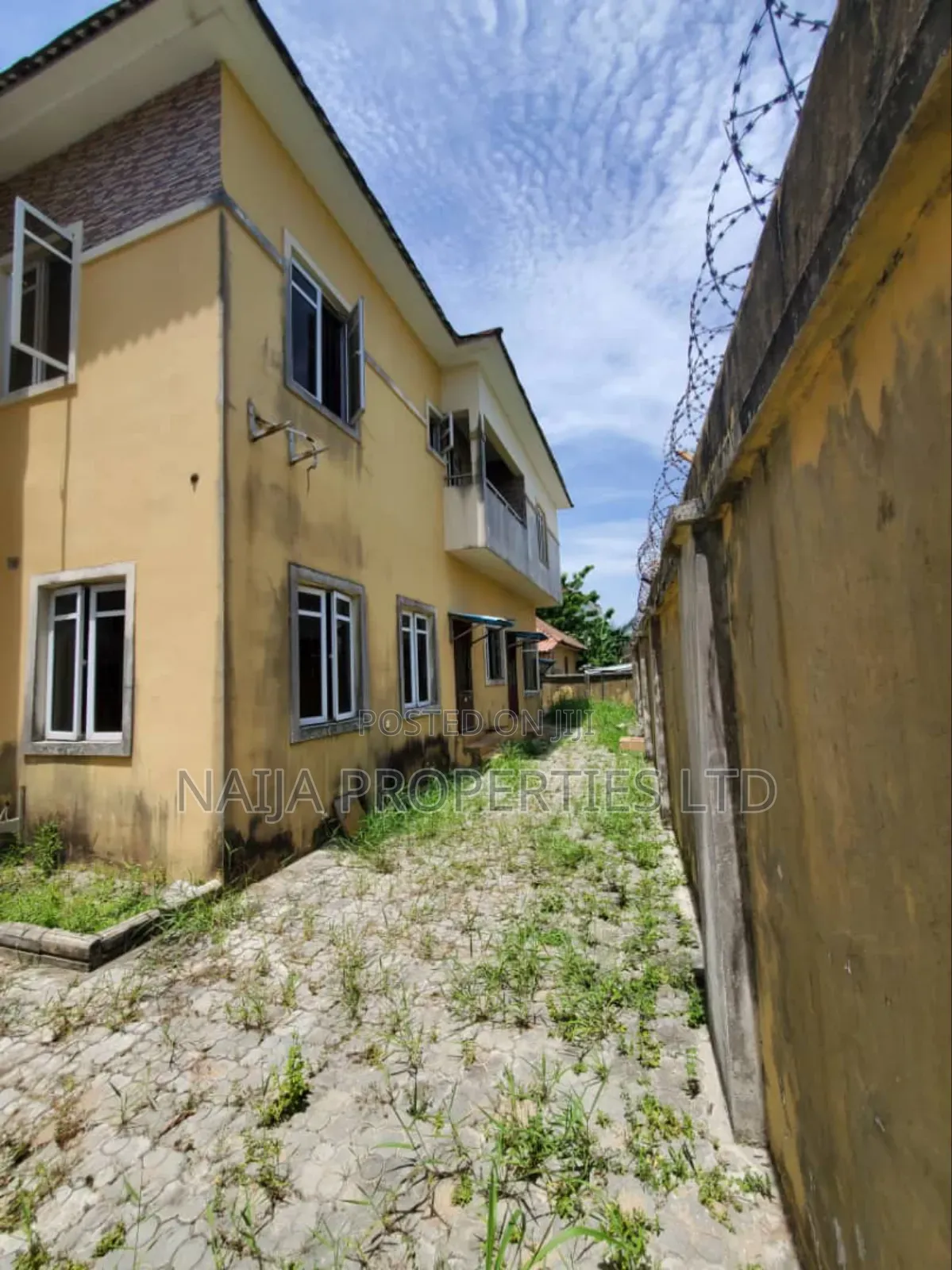 5bdrm Duplex in Crown Estate, Sangotedo for sale in Sangotedo