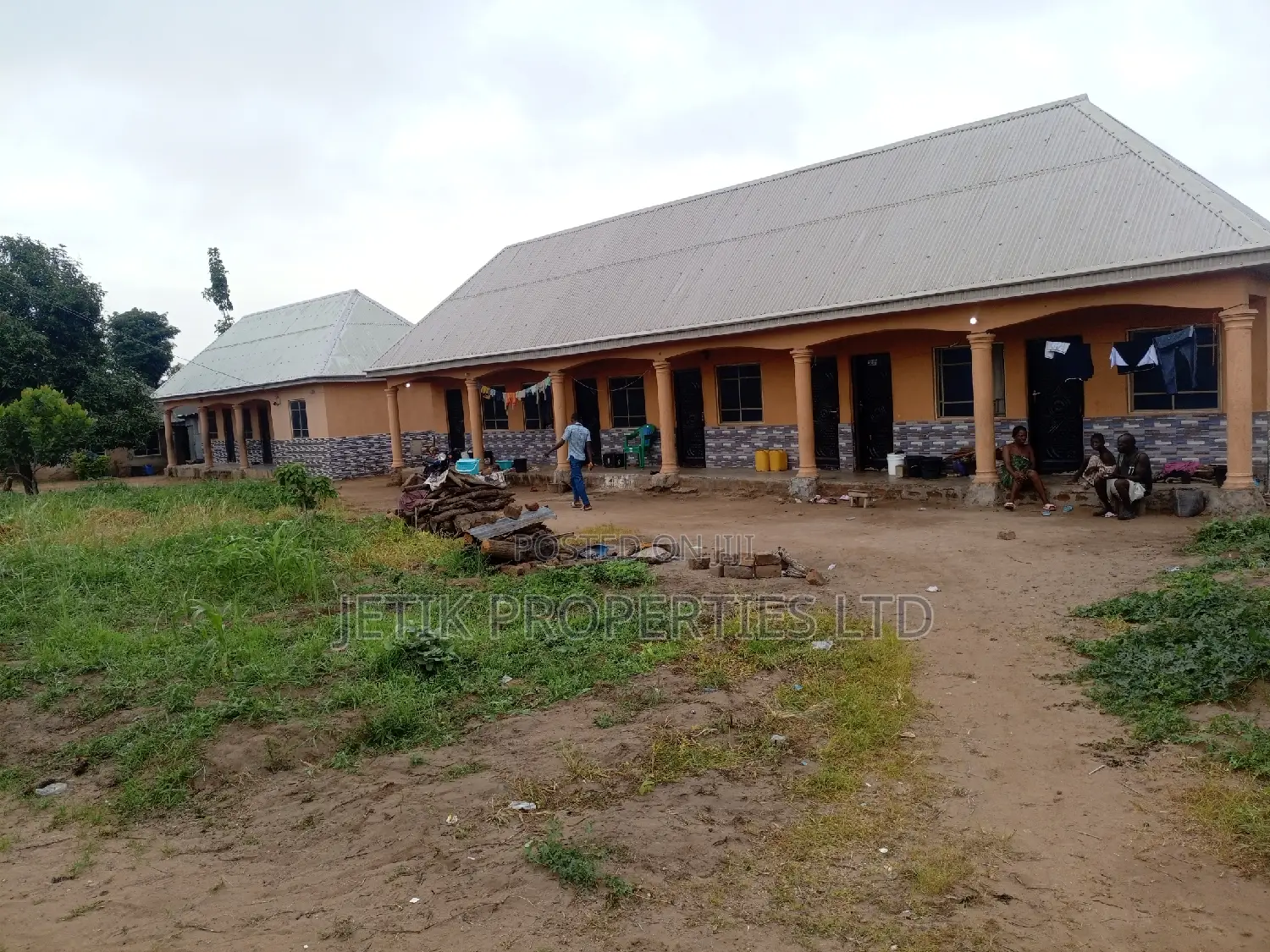 10bdrm House in Tse- Adamu, Makurdi for sale in Makurdi