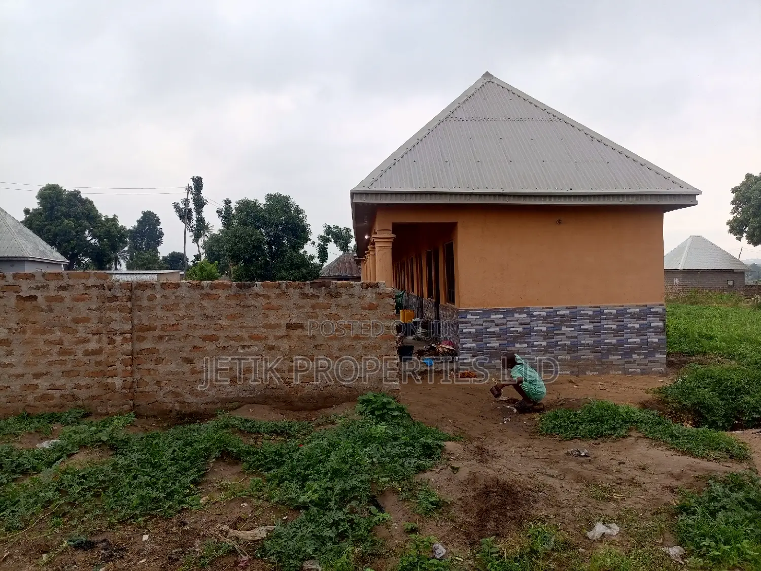 10bdrm House in Tse- Adamu, Makurdi for sale in Makurdi