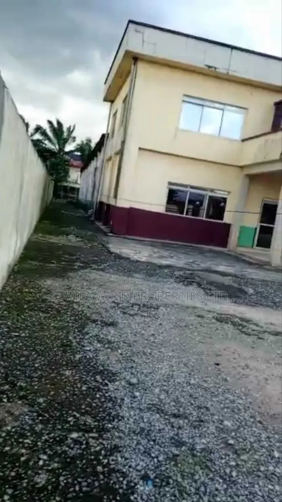A Land With a Building for Sale in Benin City