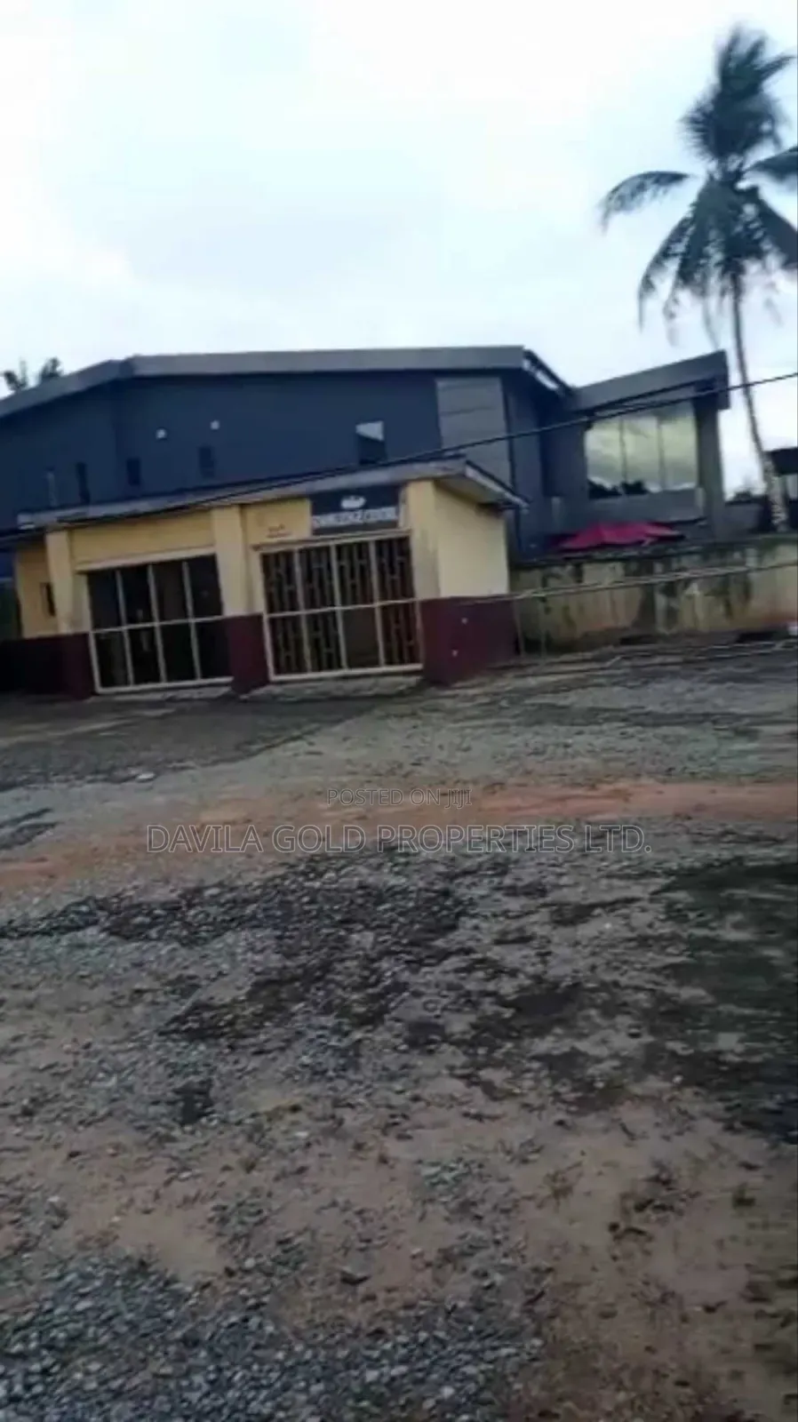 A Land With a Building for Sale in Benin City