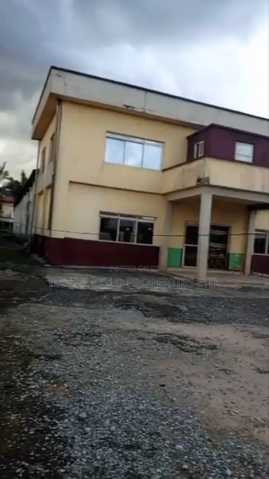 A Land With a Building for Sale in Benin City