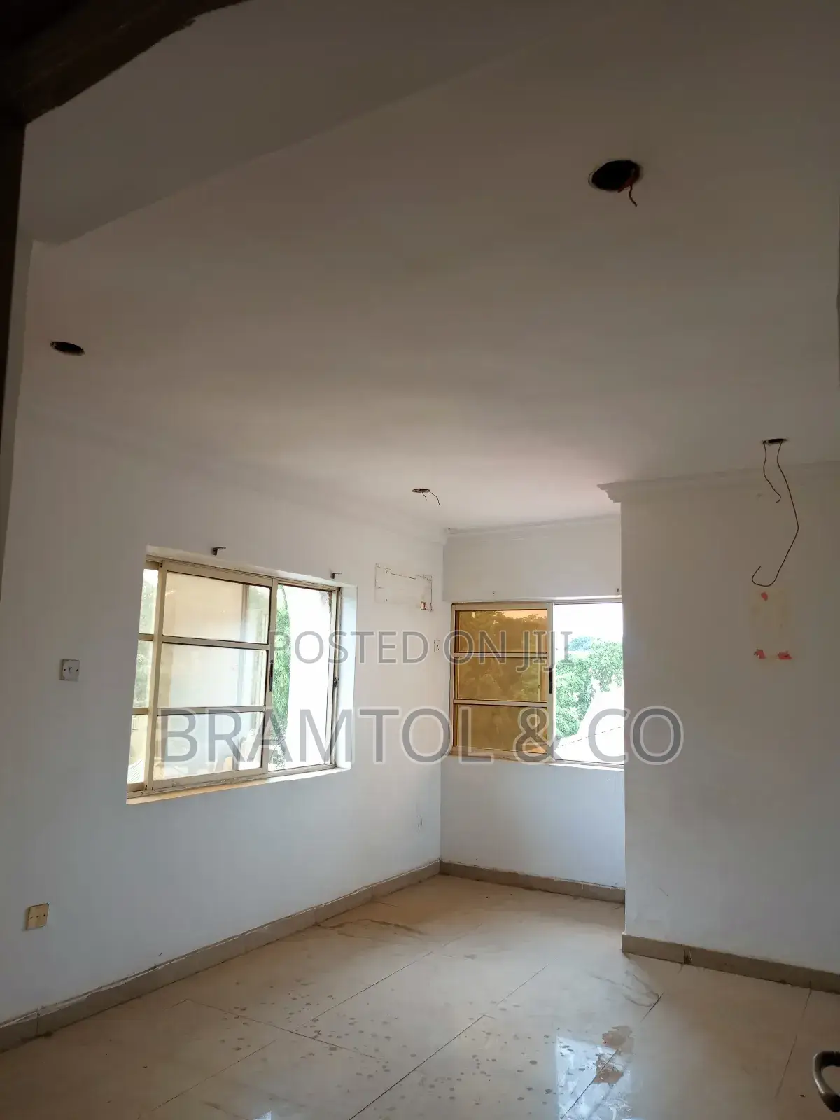 3bdrm Block of Flats in Wuse 2 for rent in Wuse 2