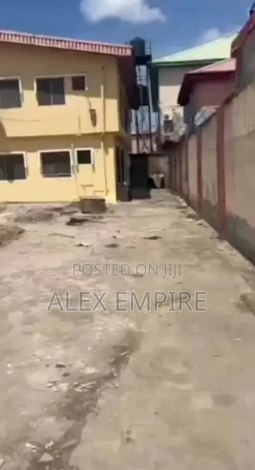 3bdrm Block of Flats in Amuwo-Odofin for sale in Amuwo-Odofin