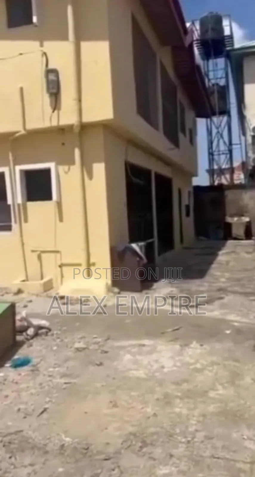 3bdrm Block of Flats in Amuwo-Odofin for sale in Amuwo-Odofin