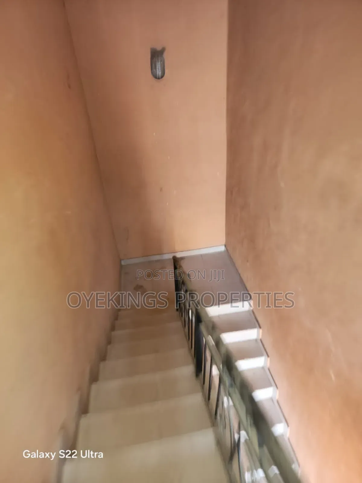 3bdrm Block of Flats in Promise Land, Akala Express for sale in Akala Express