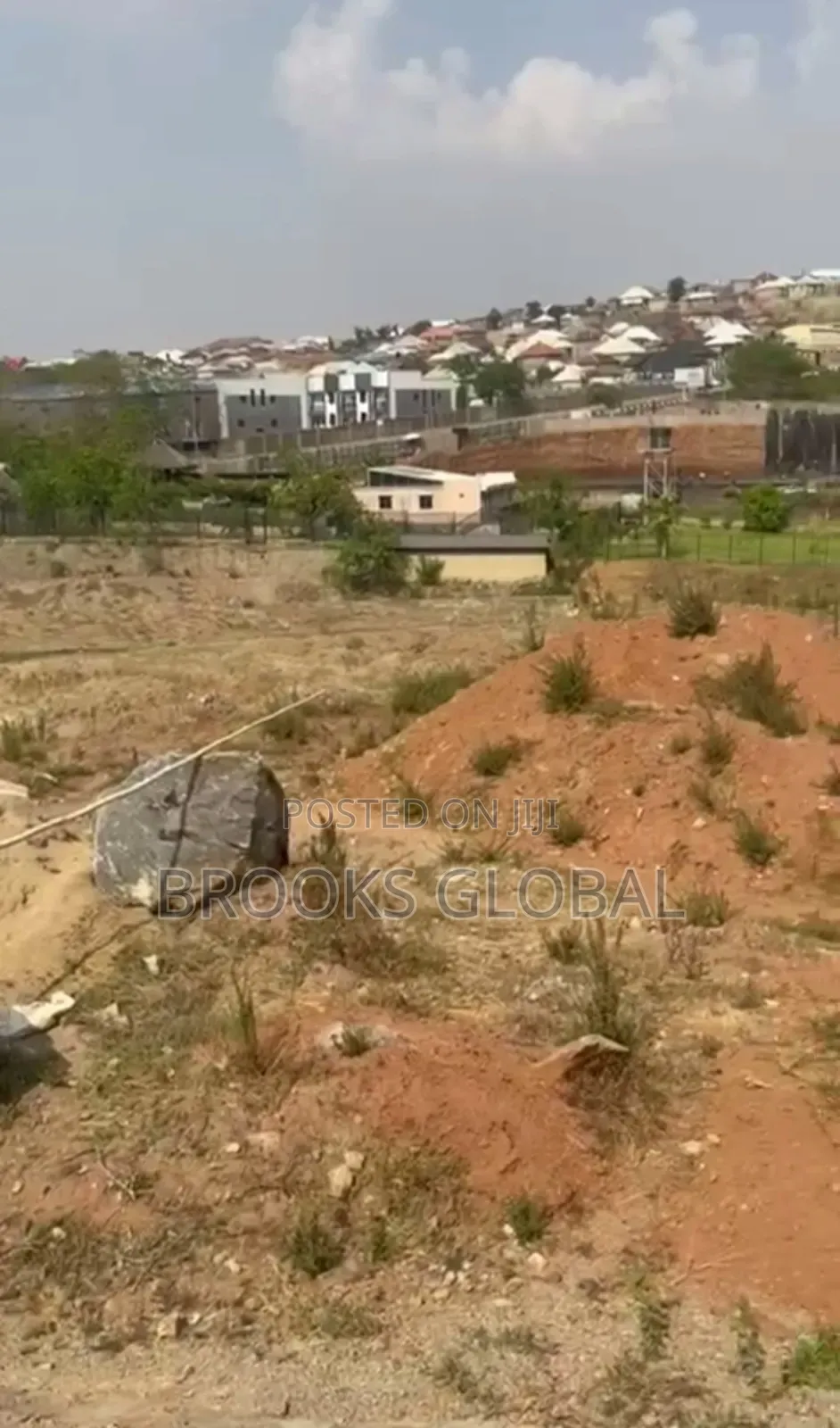 A Flat Land of 1473sqm at Guzape for Sale in Guzape District