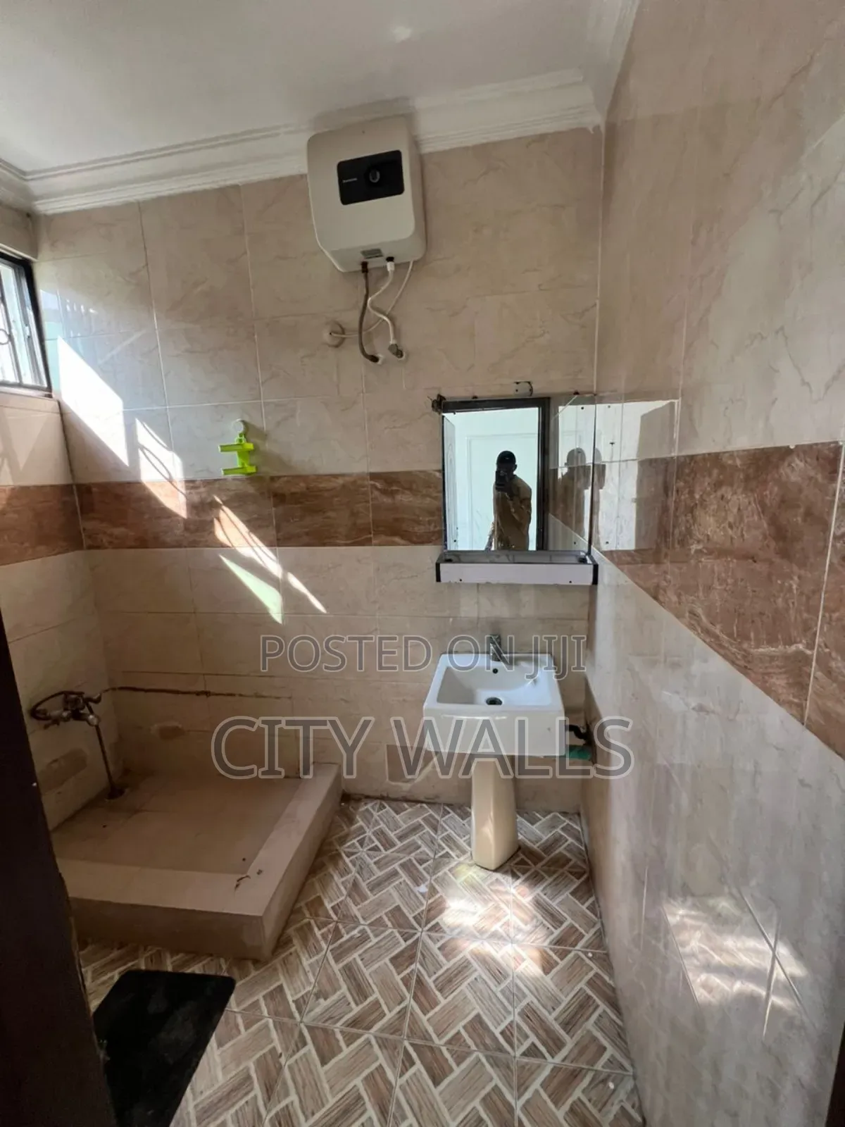 1bdrm Shared Apartment in Bera Estate, Chevron for rent in Chevron