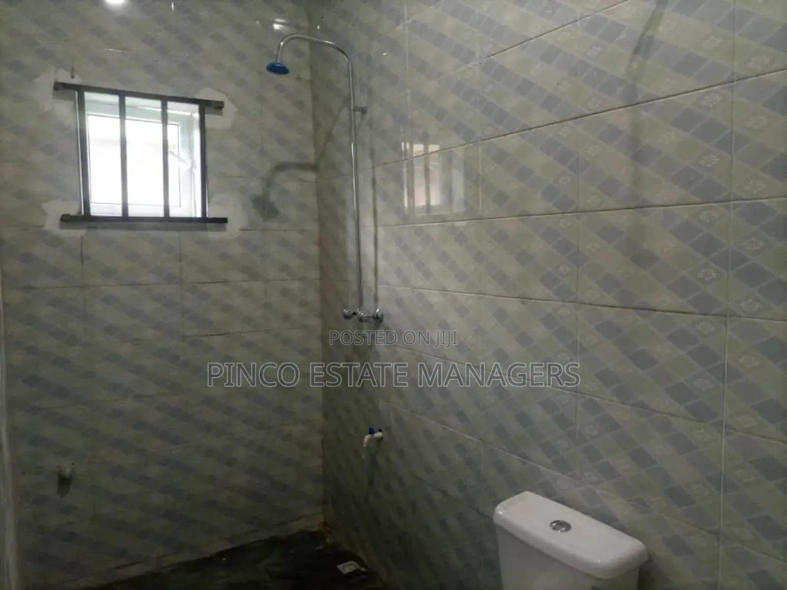 3bdrm Bungalow in Efab City Estate, Life Camp for sale in Life Camp