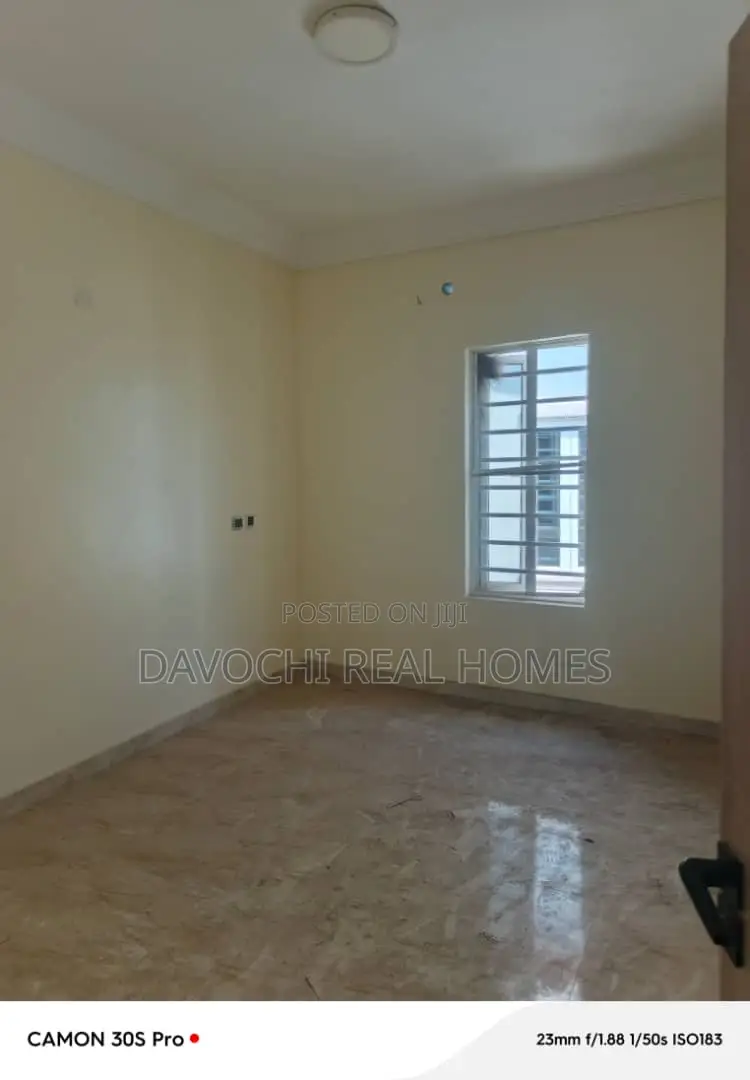 4bdrm Duplex in Orchid Road, Lekki Phase 2 for rent in Lekki Phase 2