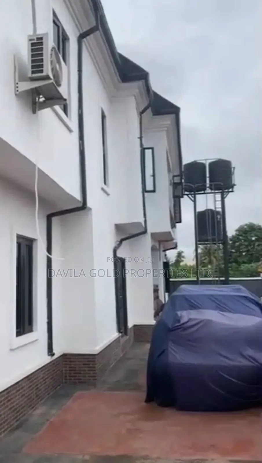 8bdrm Duplex in Benin City for sale in Benin City