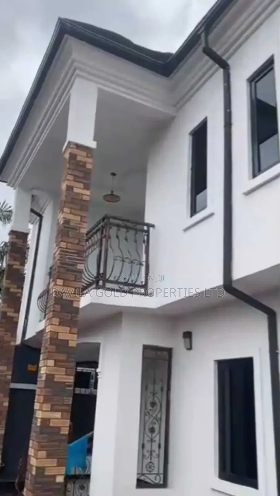 8bdrm Duplex in Benin City for sale in Benin City