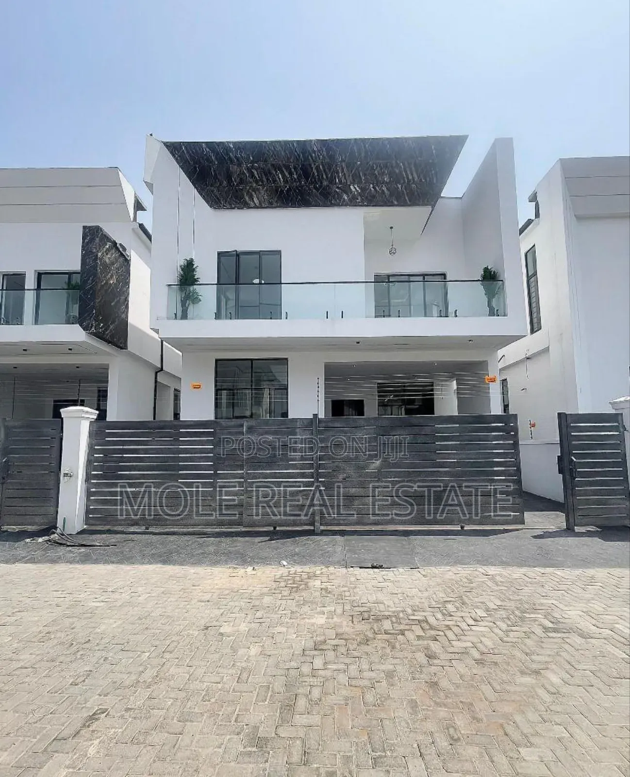Furnished 5bdrm Duplex in Leki, Lekki for sale in Lekki
