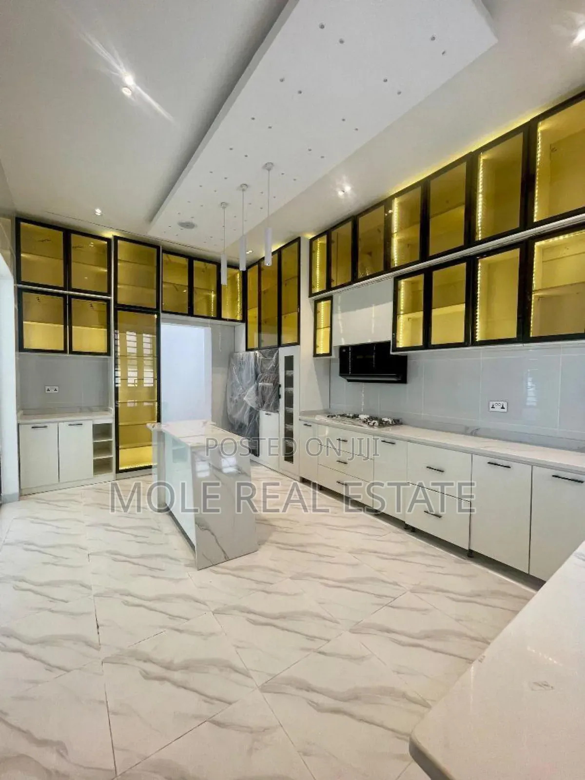 Furnished 5bdrm Duplex in Leki, Lekki for sale in Lekki