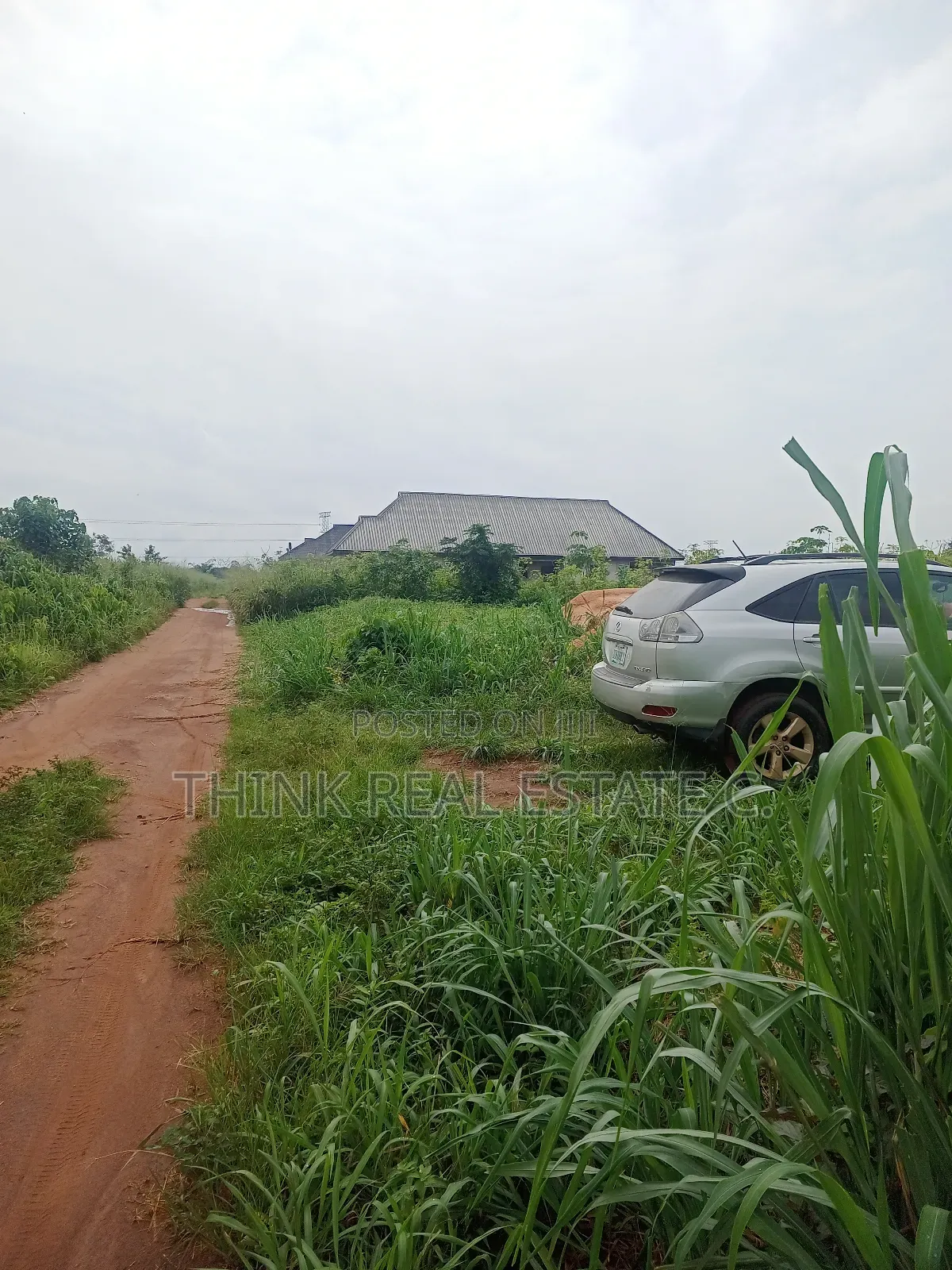 100/200 at Utekon,Oluku for 8m Net,3poles From the Tarred Rd in Benin City