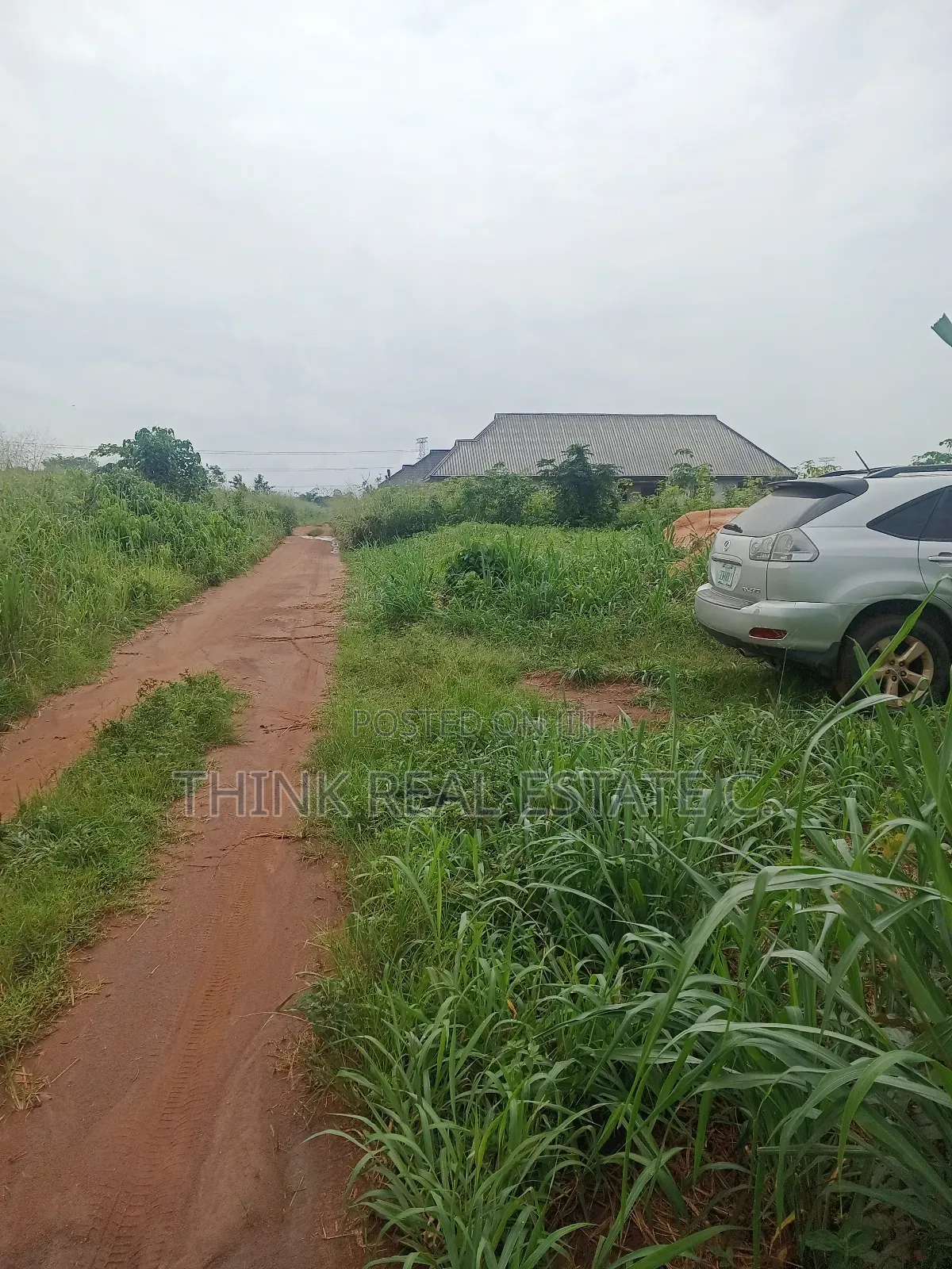100/200 at Utekon,Oluku for 8m Net,3poles From the Tarred Rd in Benin City