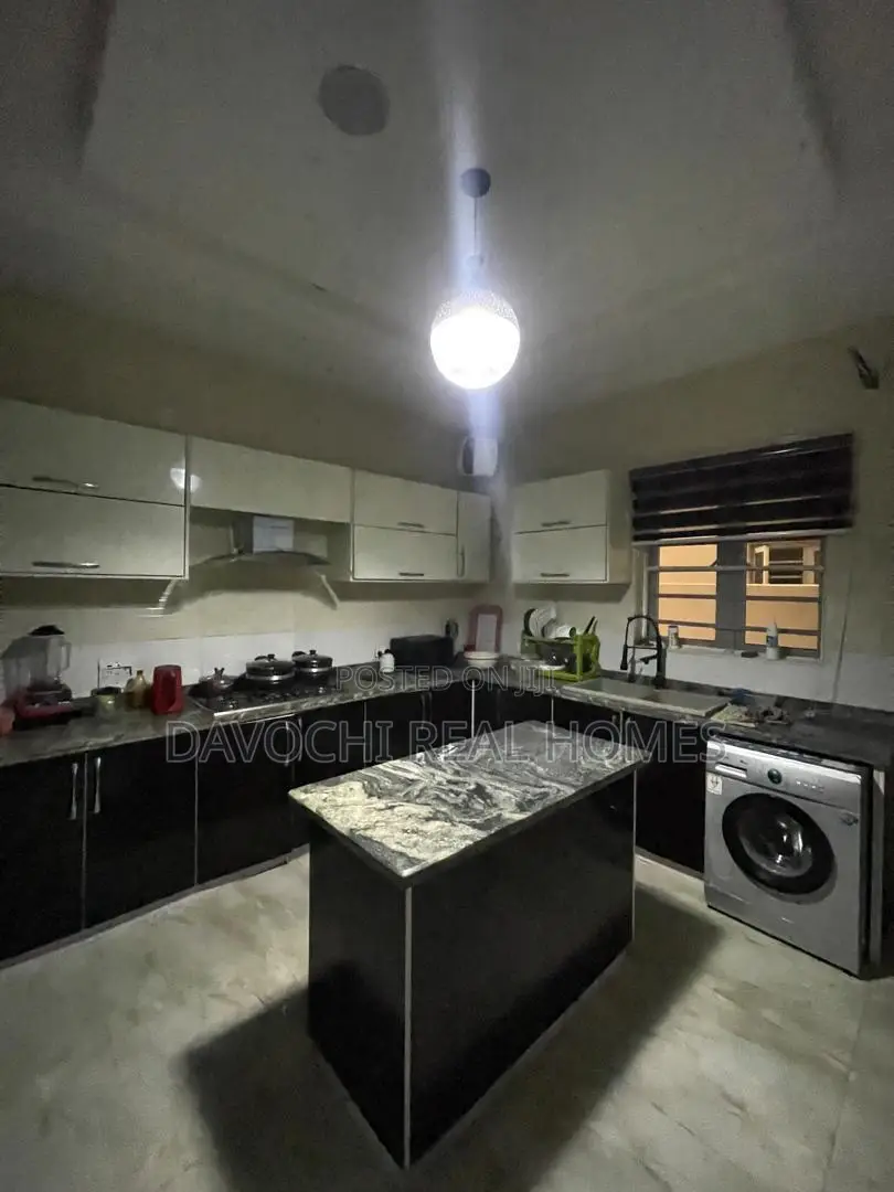 Furnished 4bdrm Duplex in Orchid Road, Lekki Phase 2 for rent in Lekki Phase 2