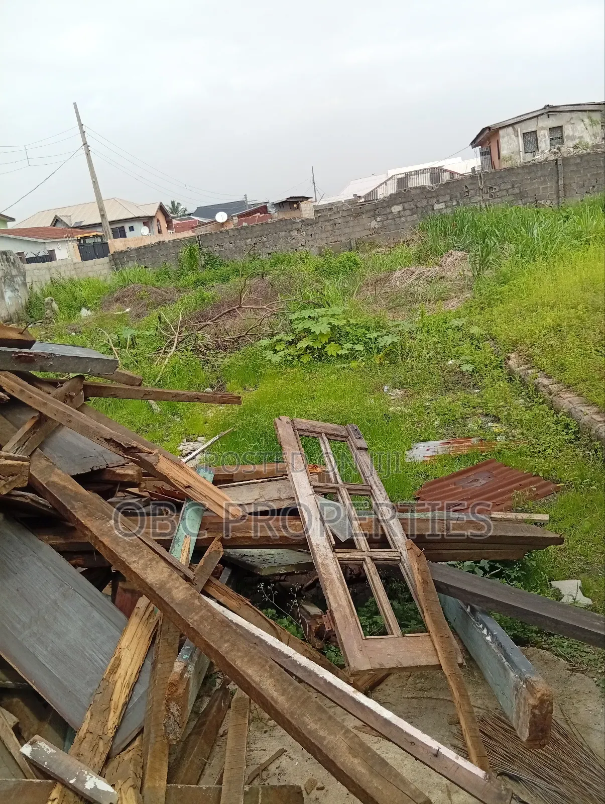 840sqm Fenced Land in Akoka
