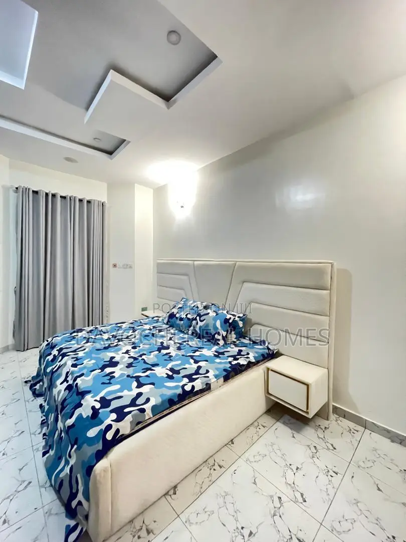 Furnished 4bdrm Duplex in Chevron for rent in Chevron