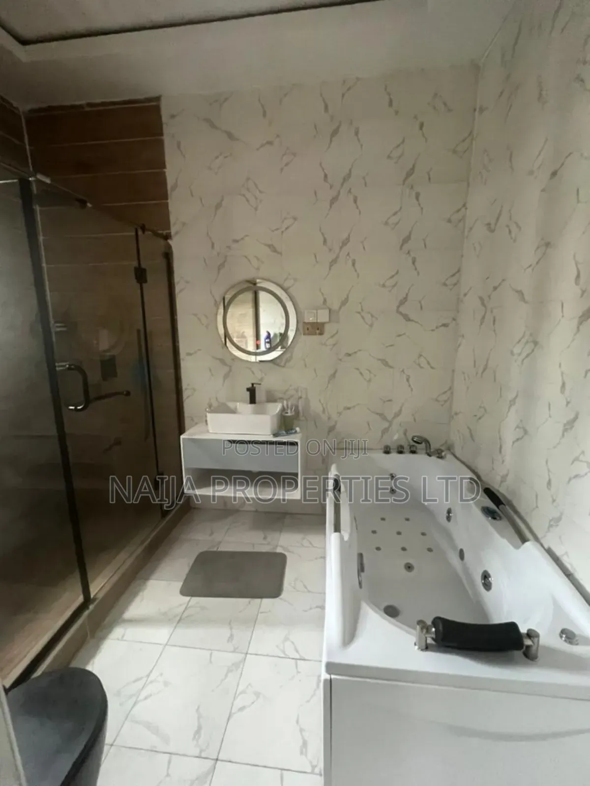 4bdrm Duplex in Ologolo, Lekki for sale in Lekki