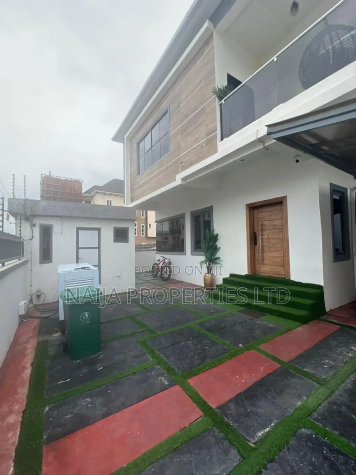4bdrm Duplex in Ologolo, Lekki for sale in Lekki
