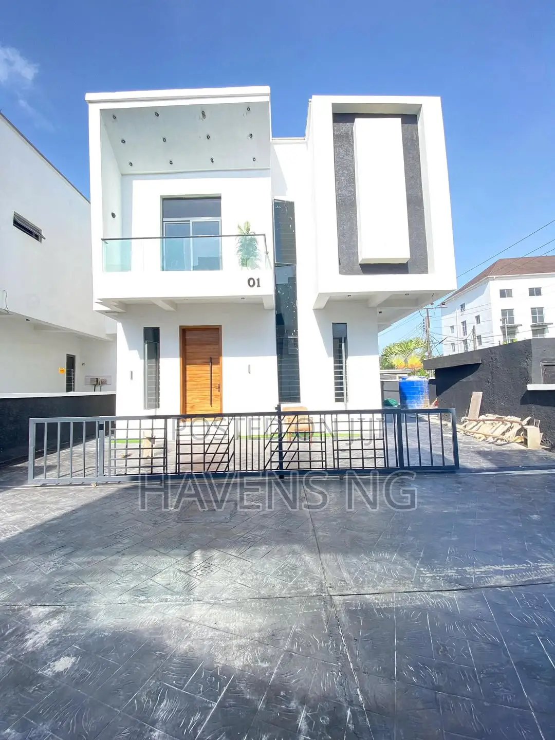 4bdrm Duplex in Agungi for sale in Agungi