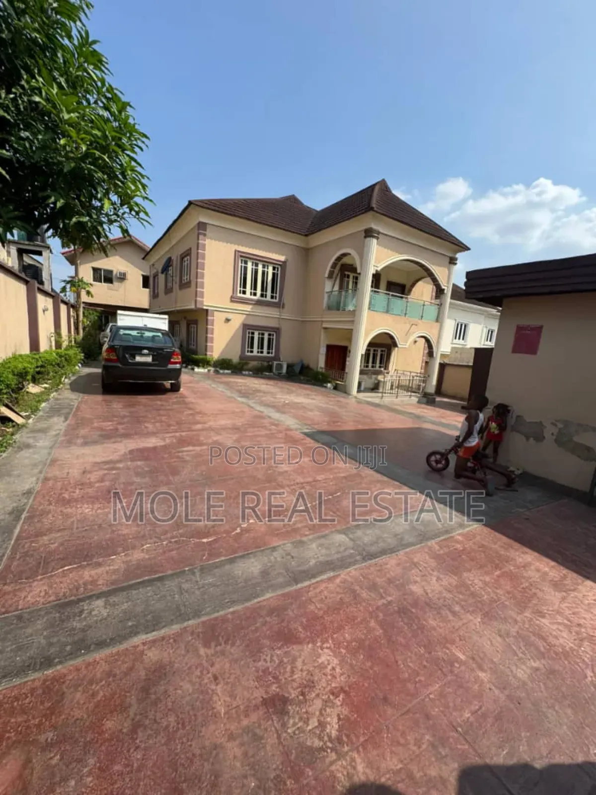 Furnished 4bdrm Duplex in Magodo, GRA Phase 2 Shangisha for sale in GRA Phase 2 Shangisha