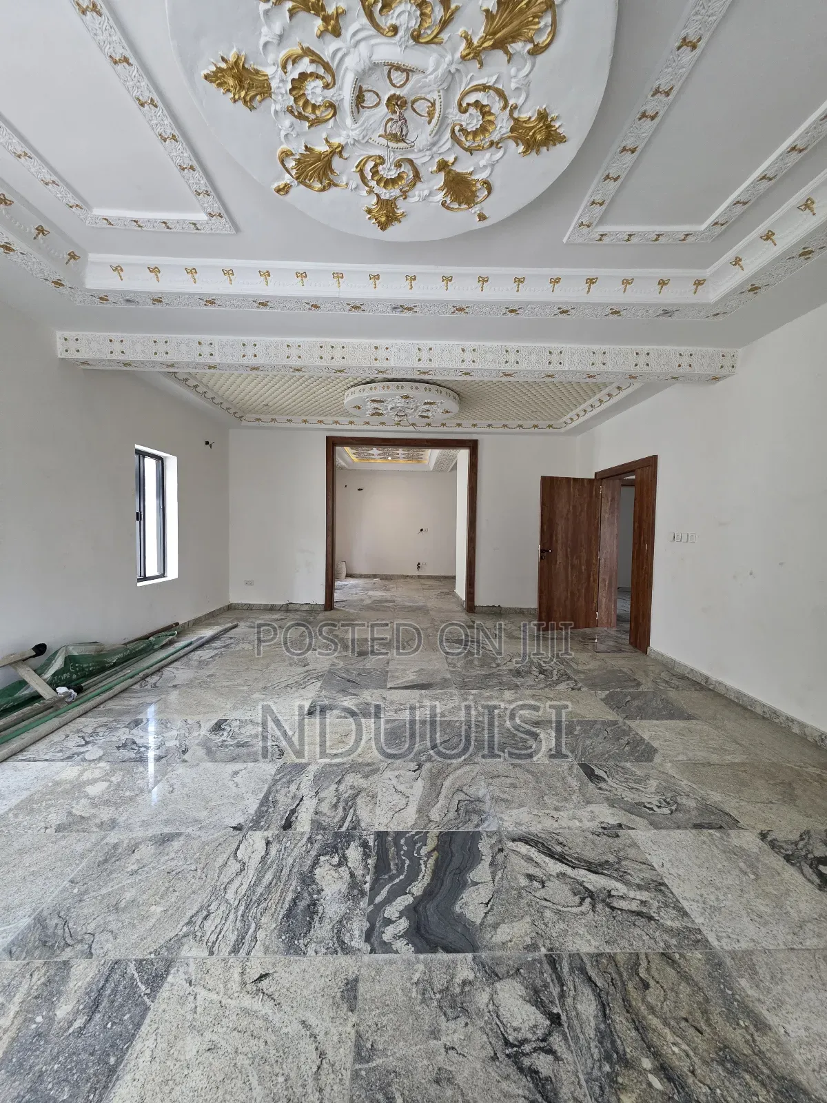 8bdrm Duplex in Asokoro for sale in Asokoro