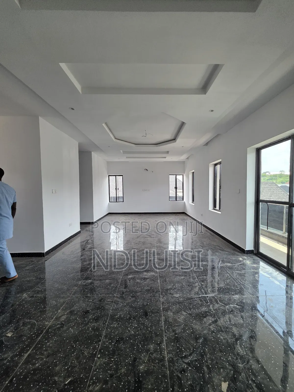 8bdrm Duplex in Asokoro for sale in Asokoro