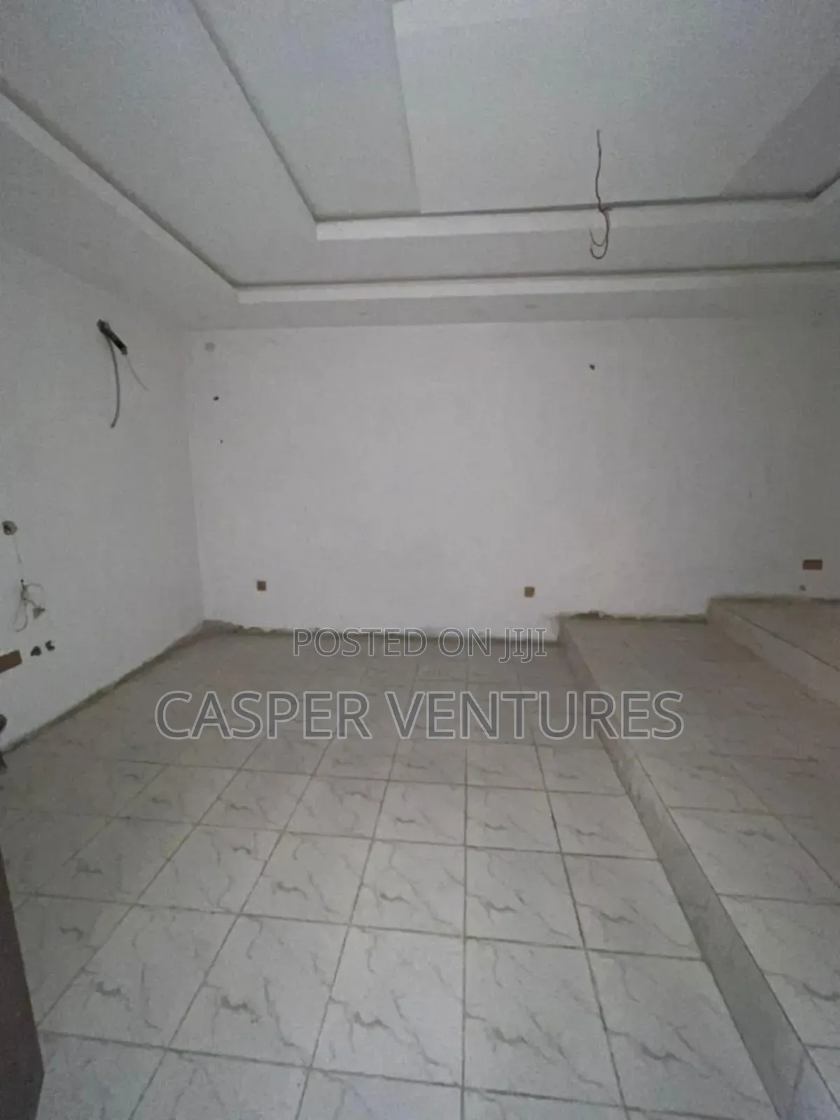 5bdrm Duplex in Living, Lekki Phase 2 for sale in Lekki Phase 2