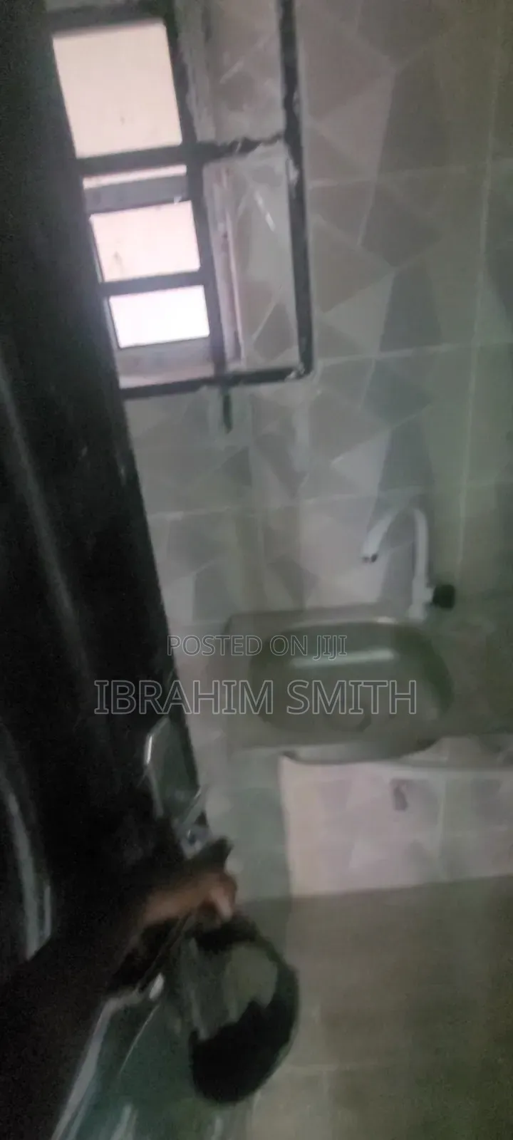 Self Contain for Rent in Lugbe District