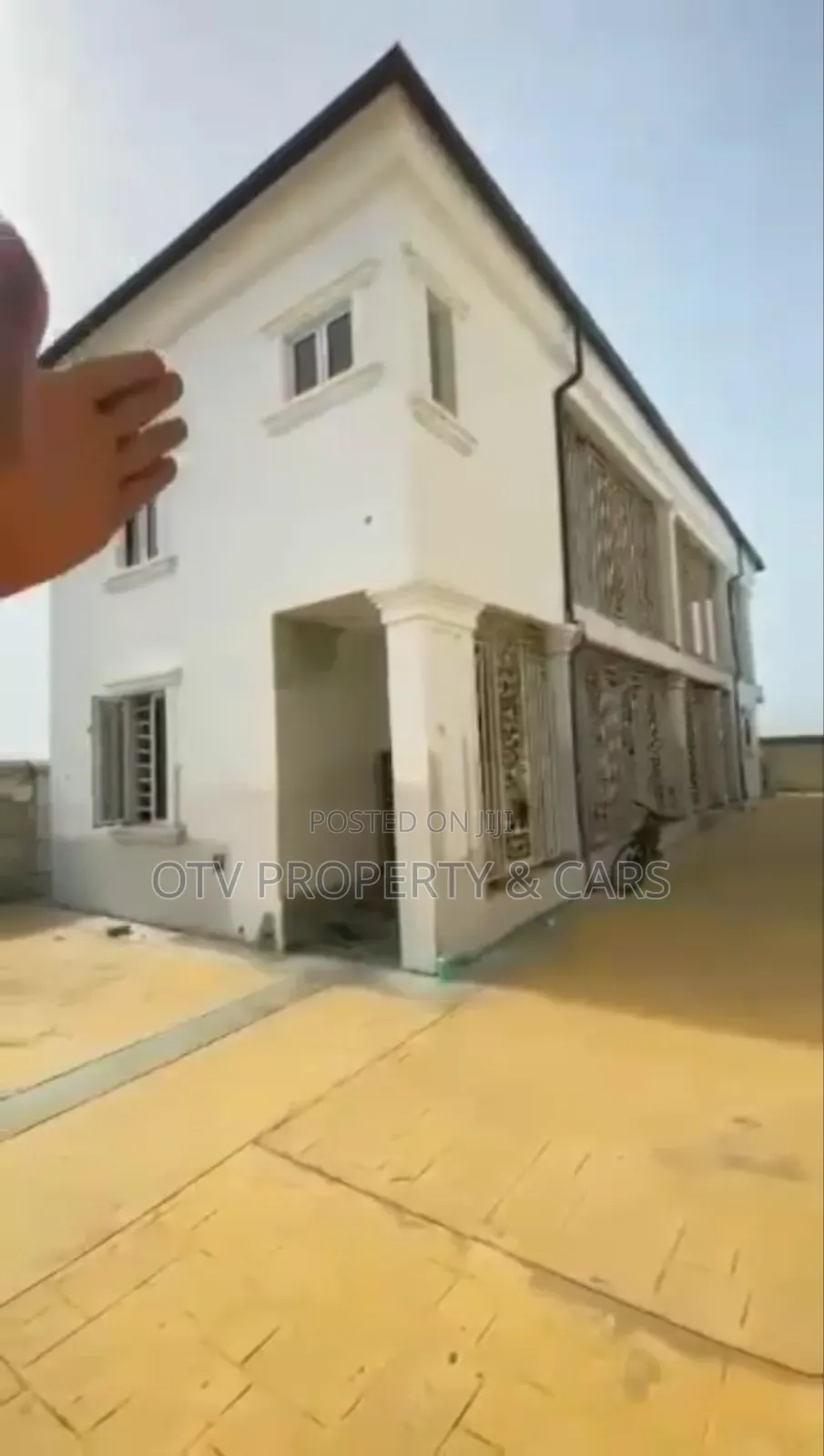 Furnished 7bdrm Mansion in Lekki Phase 1 for sale in Lekki Phase 1