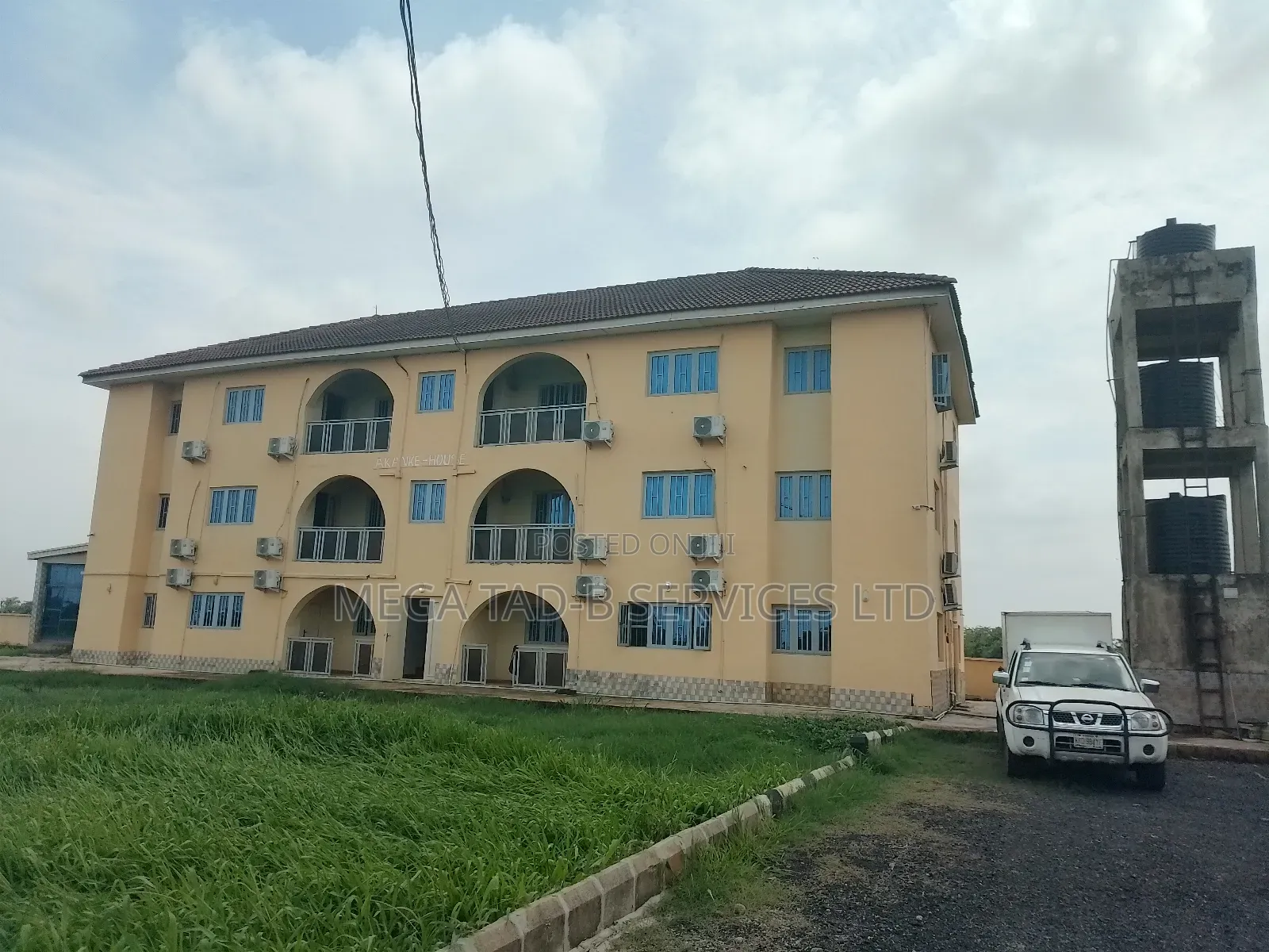 3bdrm Block of Flats in Opic Isheri Estate, Berger for rent in Berger